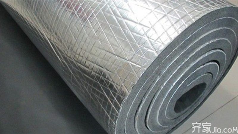 在选购防水材料时，要关注以下关键性能指标：